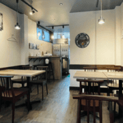 牛込ビール館の店内