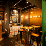 ビール工房新宿店の店内
